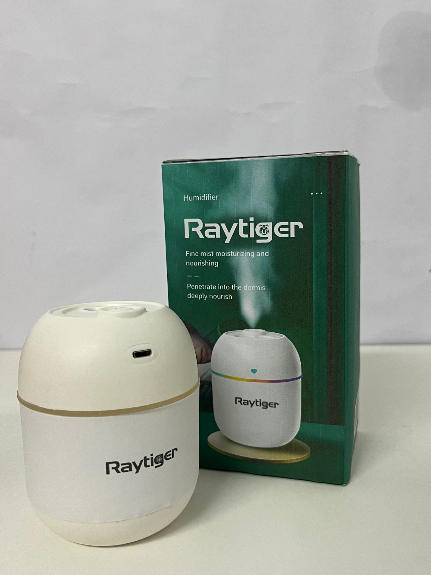 [Raytiger Humidifiers]-Mini USB Humidifier - Quiet Desktop & Bedroom Hydration Device