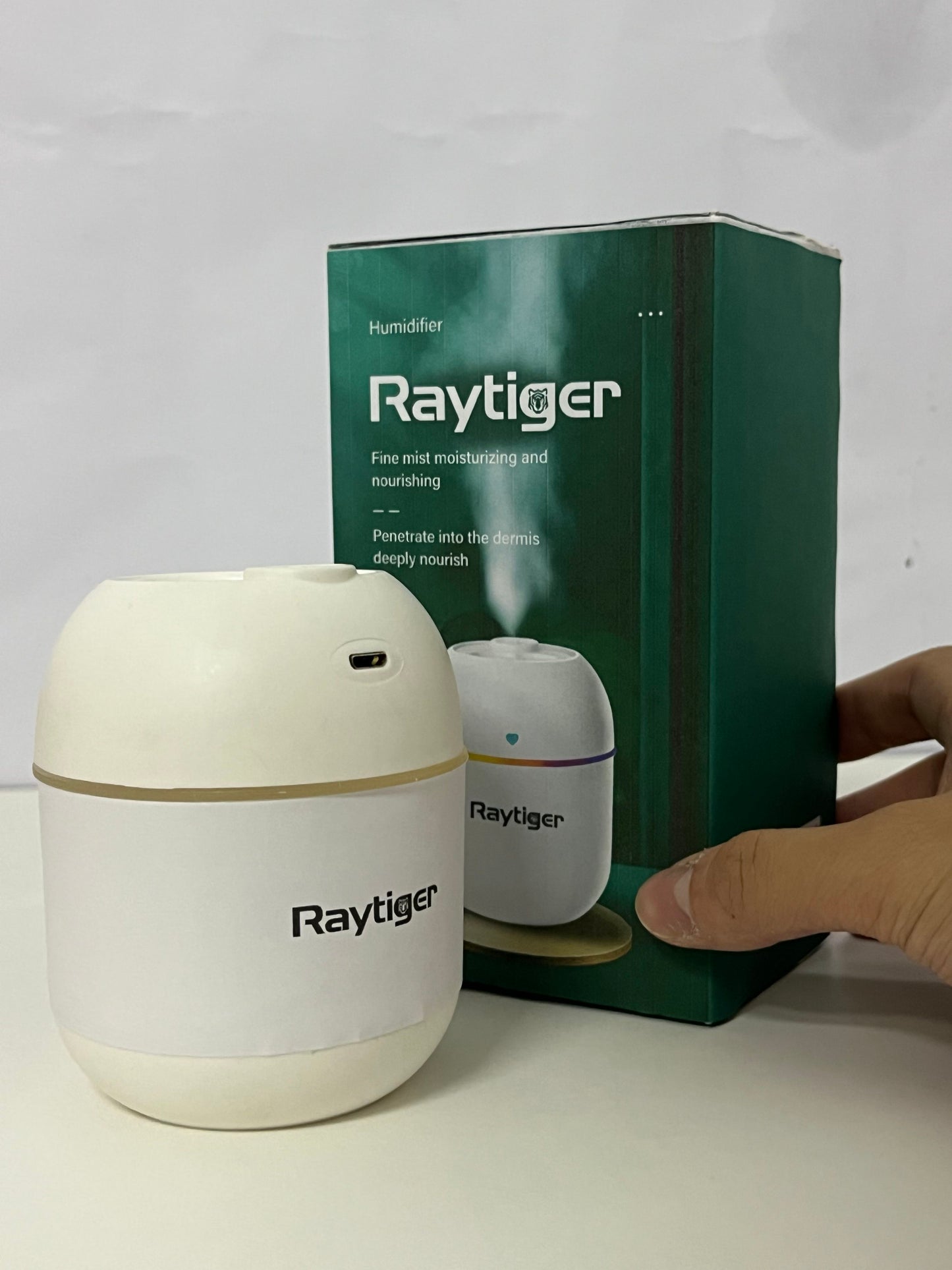 [Raytiger Humidifiers]-Mini USB Humidifier - Quiet Desktop & Bedroom Hydration Device