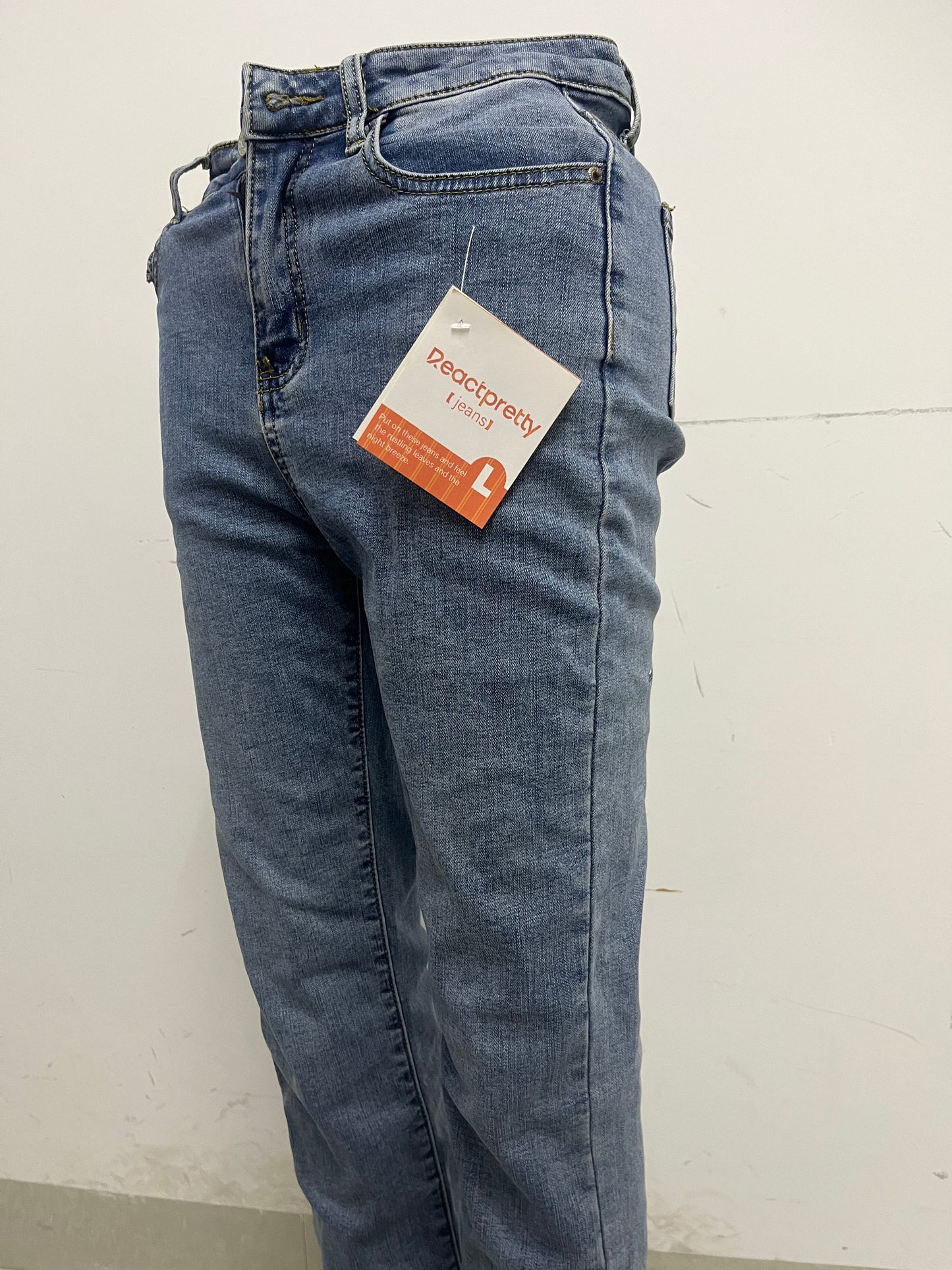 【Reactpretty Straight-Leg Stretch Jeans】—— Timeless Comfort & Effortless Style