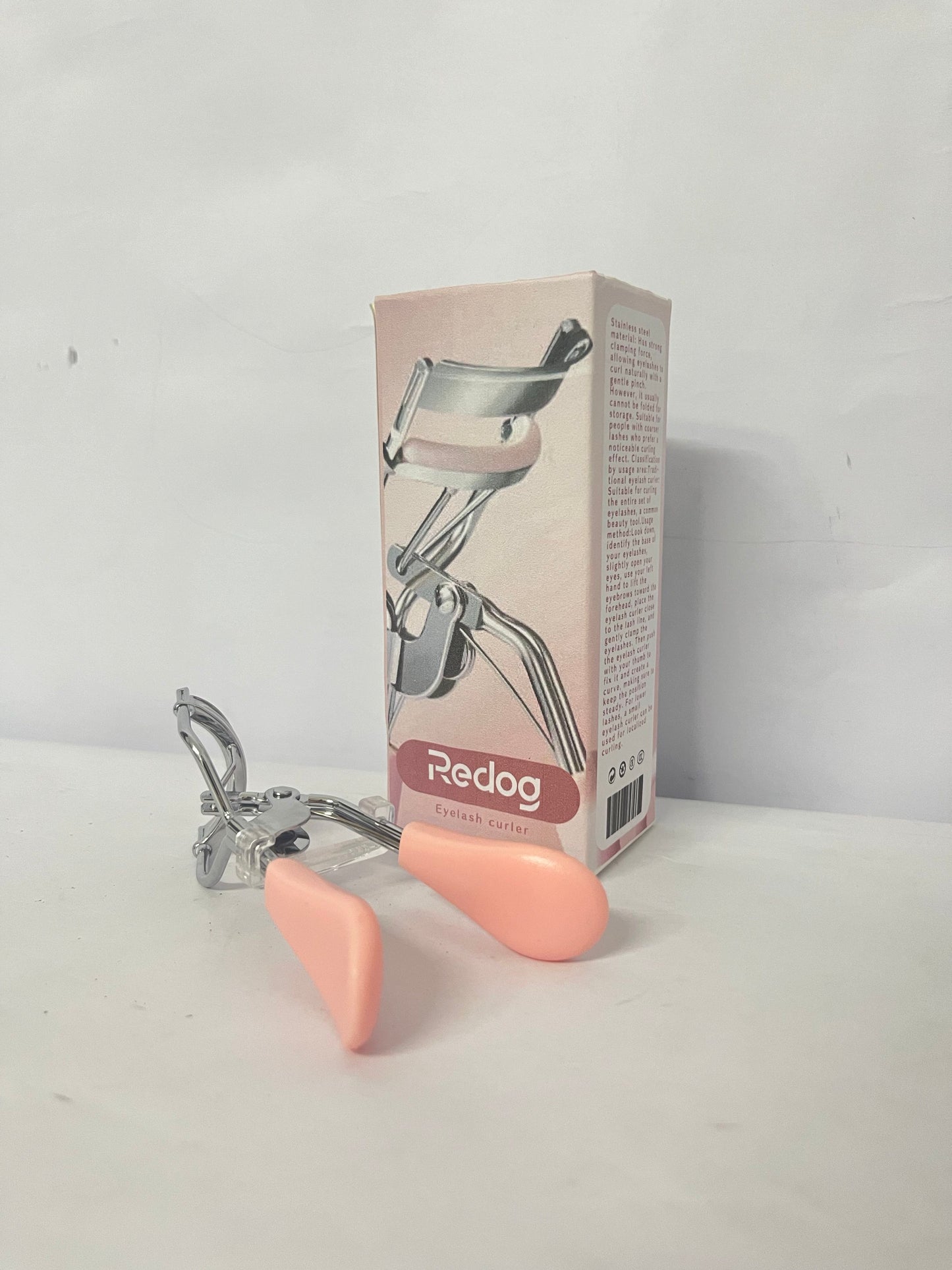 Redog Lash Curler, No Pinching or Pulling, Long Lasting Eyelash Curler Fit All Eye Shapes, Professional Makeup Tool for Eyelashes with 10 Pieces Silicone Refill Pads (Pink)