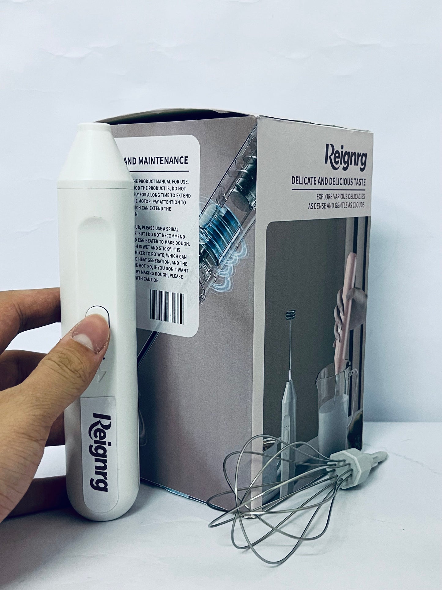 Reignrg Portable Cordless Electric Egg Beater Handheld USB Charging Milk Frother with Stainless Steel Whisk Electric Milk Frother Cordless Hand Mixer Handheld Electric Foam Maker (White)