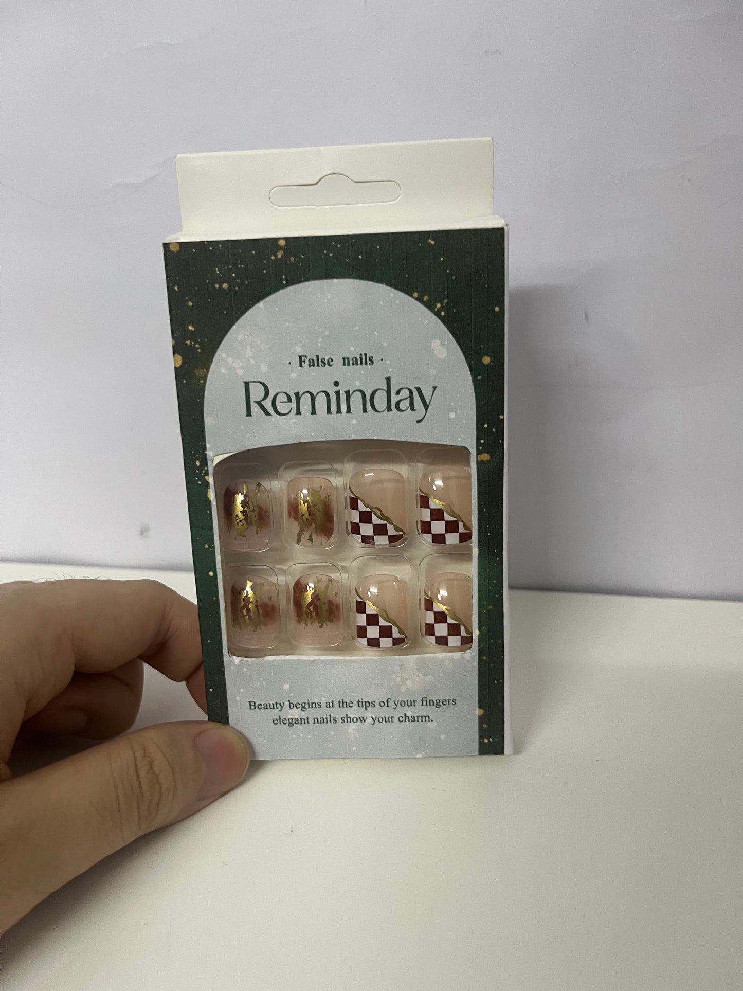 [Reminday False nails]——Reminday Retro Checkerboard Press-On Nails - Gold Foil Accent Short Square Nail Art