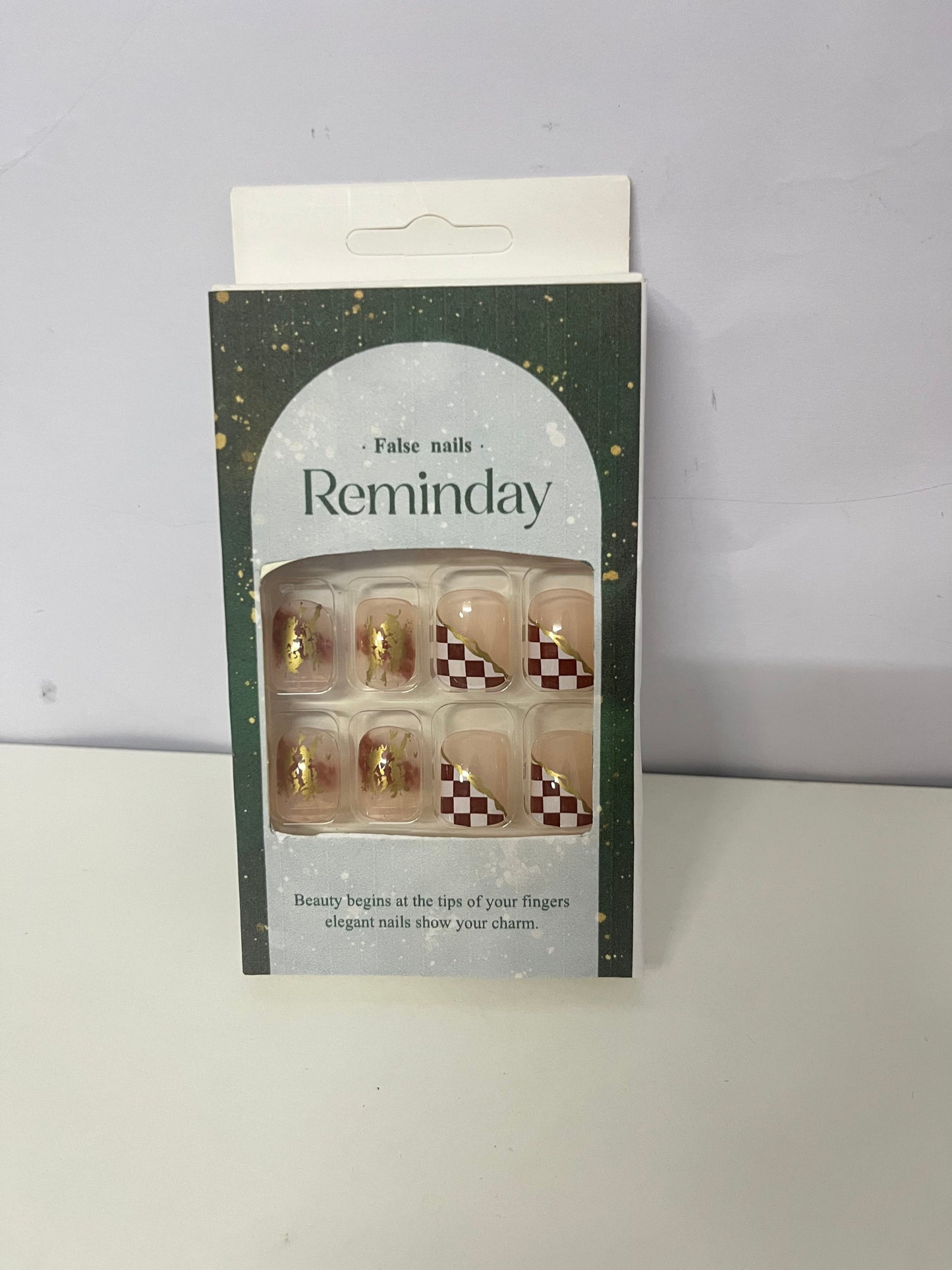 [Reminday False nails]——Reminday Retro Checkerboard Press-On Nails - Gold Foil Accent Short Square Nail Art