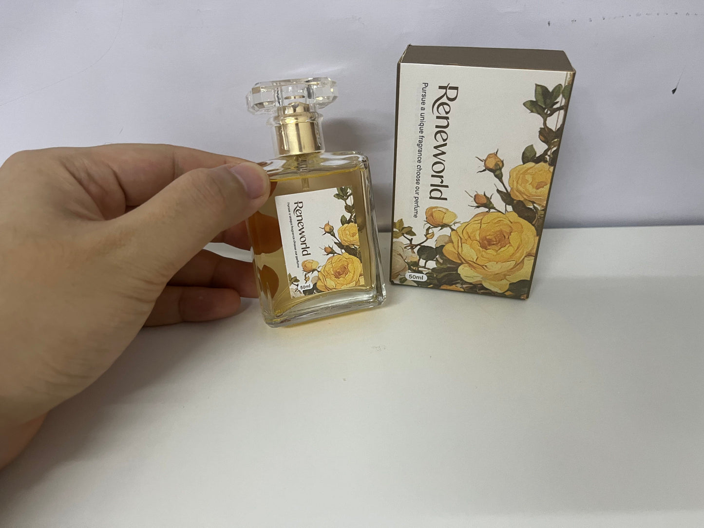 Reneworld Golden Marigold Floral Perfume Elegant & Gentle Atmosphere Fragrance