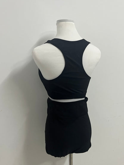 Rightiger Tracksuits: Black Slim-Fit Cut-Out Racerback Tank Top ✨