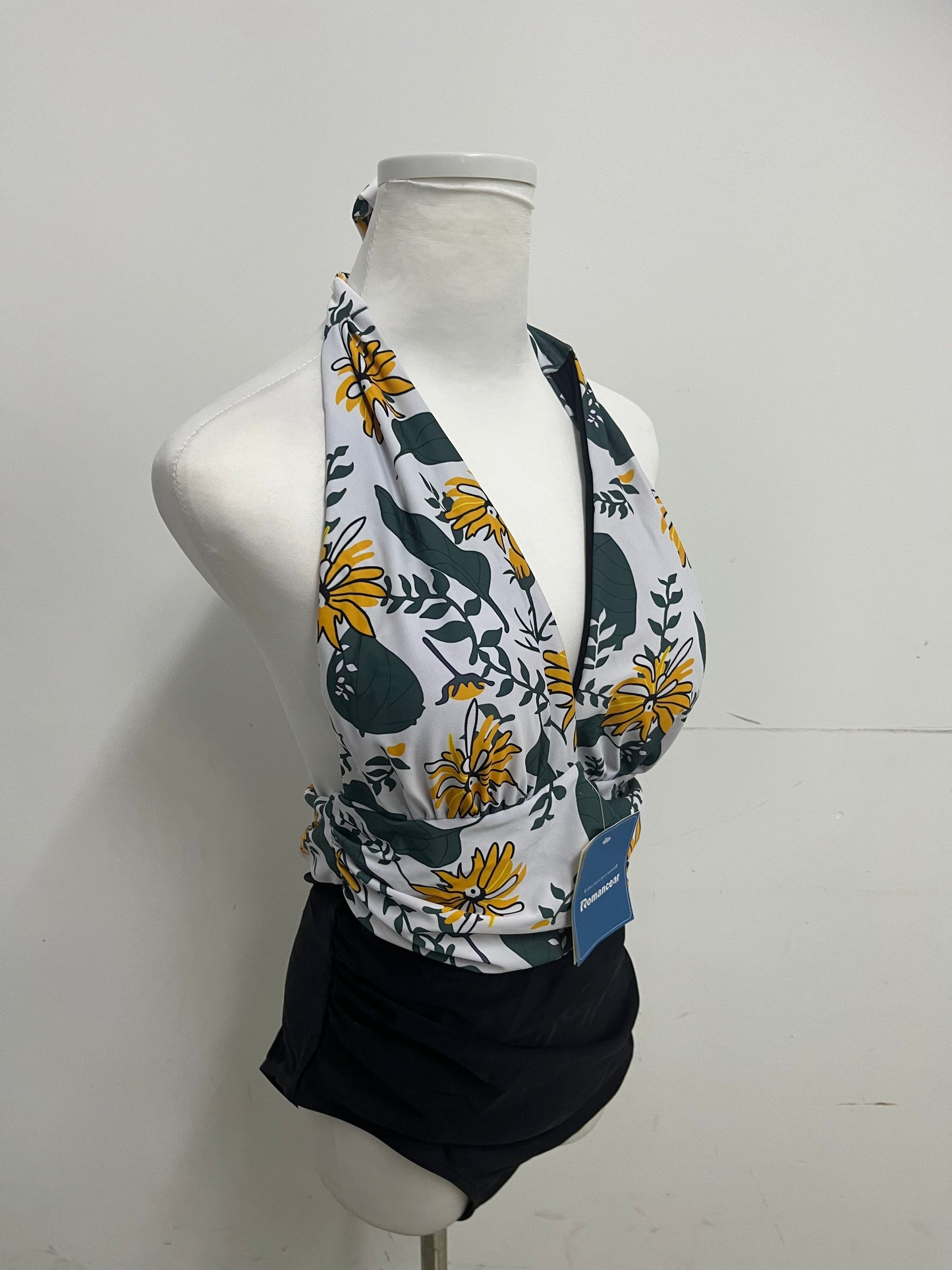 Romancear Floral Halter One-Piece Swimsuit Retro & Fresh Slimming & Flattering Eye-Catching Item for Beach Vacations