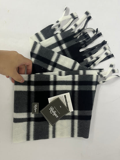 Rubyes Cozy Tartan Check Merino Wool Scarf, Long Warm Lightweight Winter Classic Scarves w/Gift Box