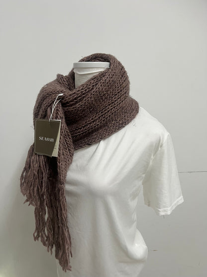 SEABABY Scarf - Brown Chunky Knit, Fringed for Cozy Boho Elegance