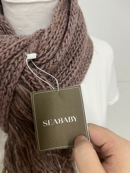 SEABABY Scarf - Brown Chunky Knit, Fringed for Cozy Boho Elegance