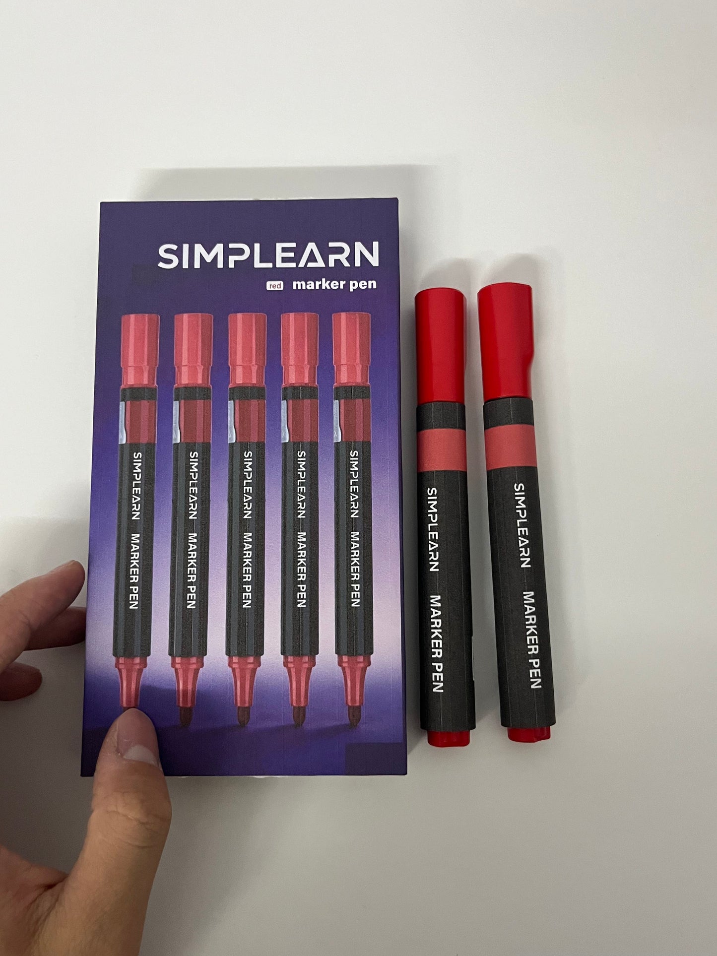 [SIMPLEARN Marking pens]—— Red Permanent Marker - 1.8mm Bold Tip Marking Pen