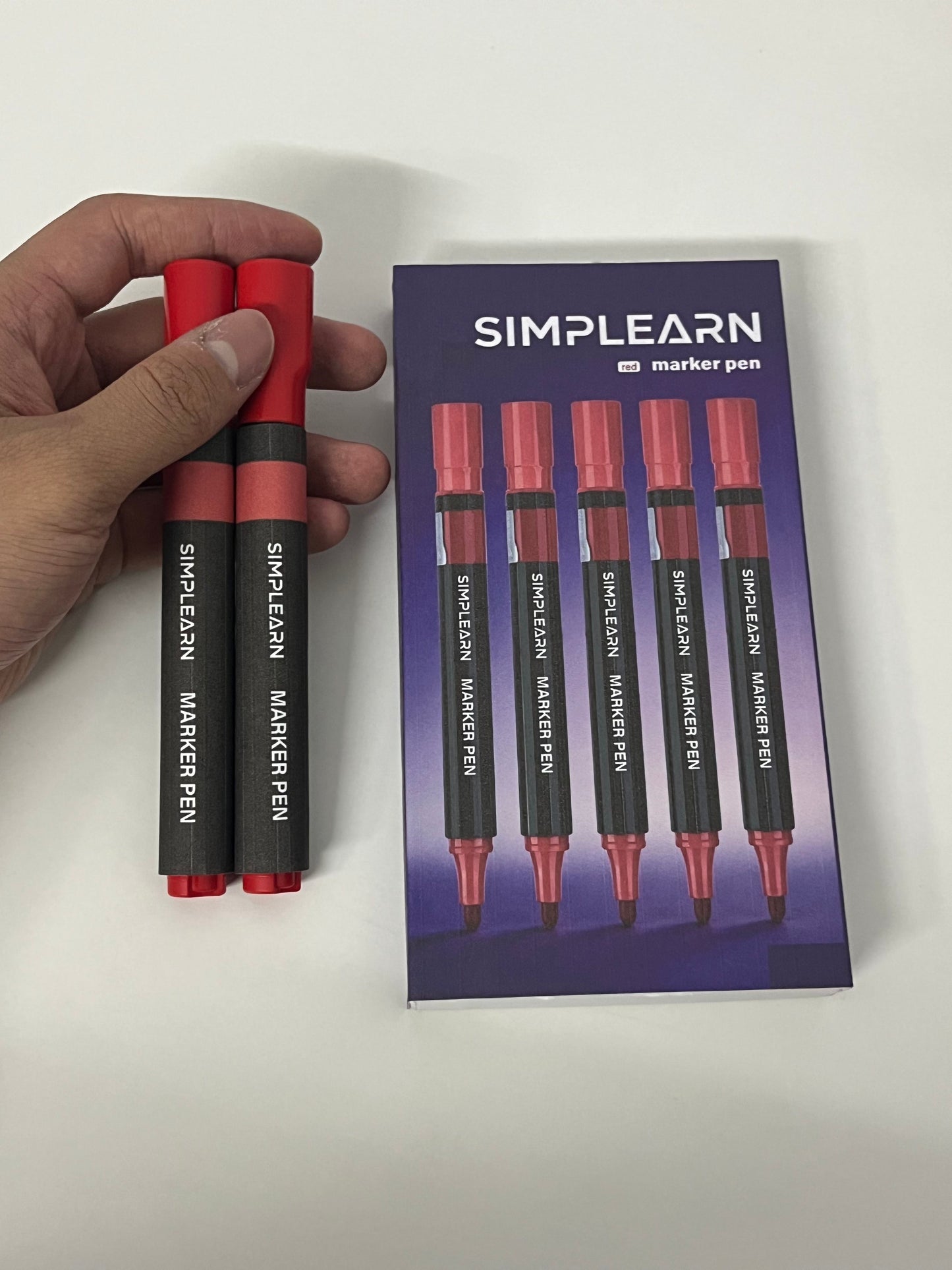 [SIMPLEARN Marking pens]—— Red Permanent Marker - 1.8mm Bold Tip Marking Pen
