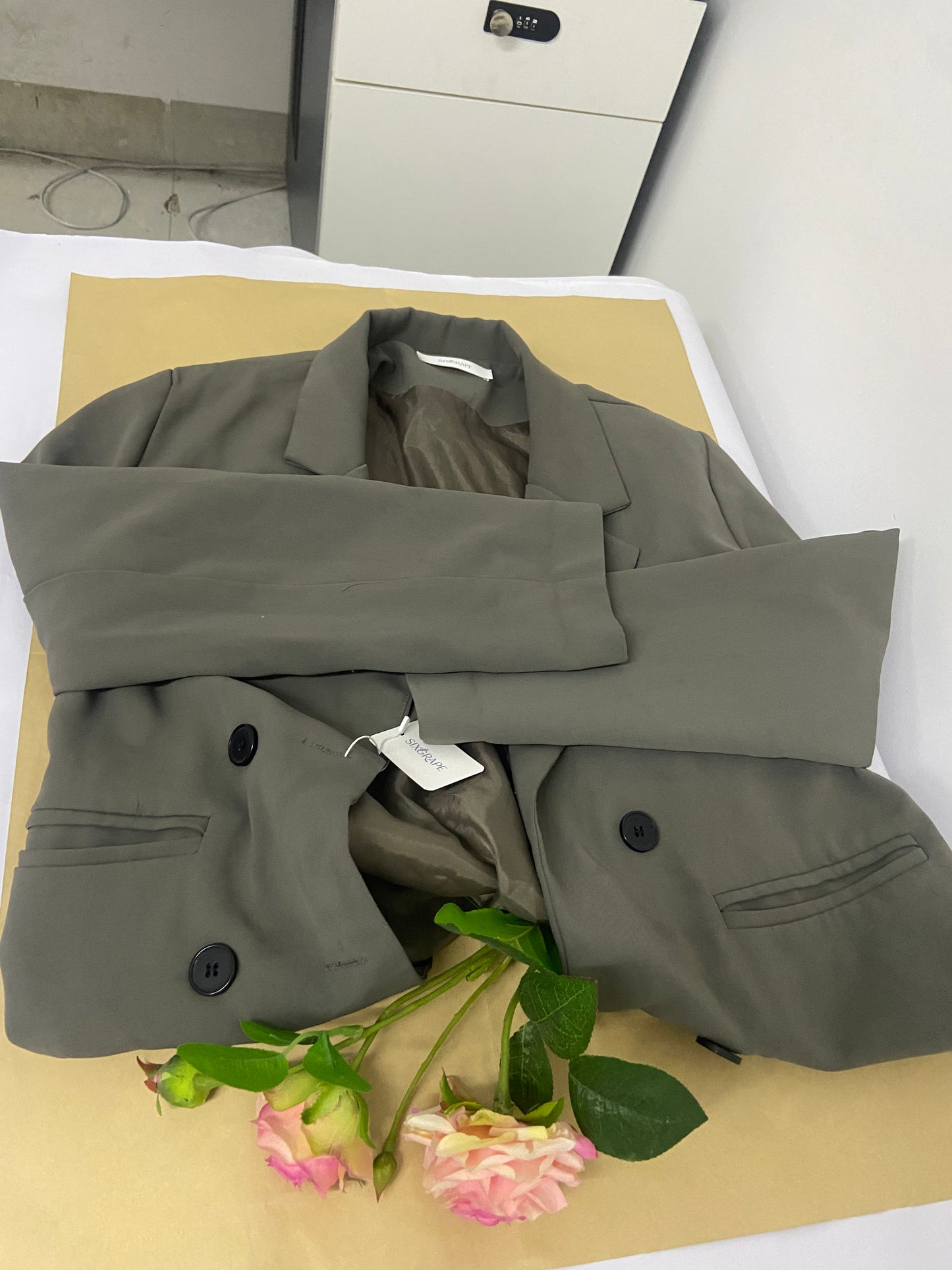SIXGRAPE over coats Elegant, Commuter-Style, Versatile Suit, Fashionable, ple, Loose-Fitting Jacket, Two-Button Multi-Color top