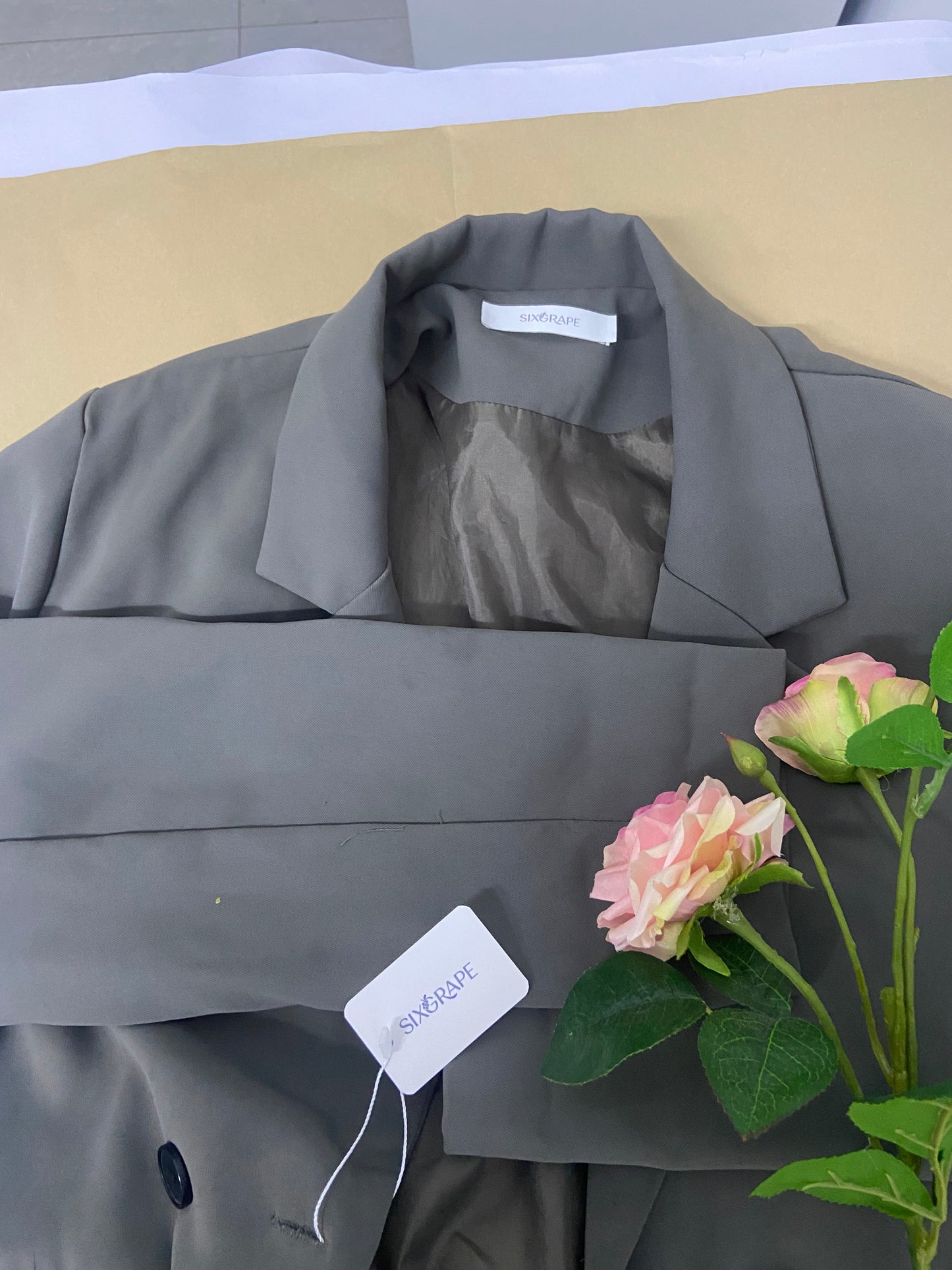 SIXGRAPE over coats Elegant, Commuter-Style, Versatile Suit, Fashionable, ple, Loose-Fitting Jacket, Two-Button Multi-Color top