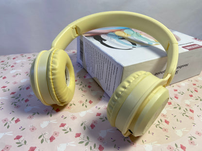 SLIVECRANE  OverEar Noise Canceling Headphones, Adjustable and Retractable Headband, Soft PU Leather with Colorful Breathing Light, for Mobile Phones, Laptops, Tablets (Yellow)