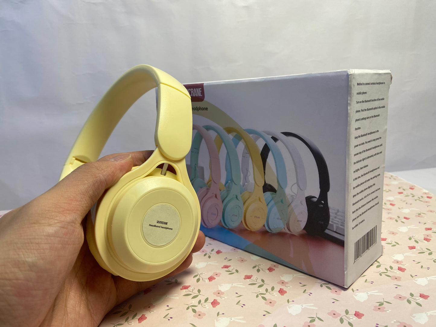 SLIVECRANE  OverEar Noise Canceling Headphones, Adjustable and Retractable Headband, Soft PU Leather with Colorful Breathing Light, for Mobile Phones, Laptops, Tablets (Yellow)