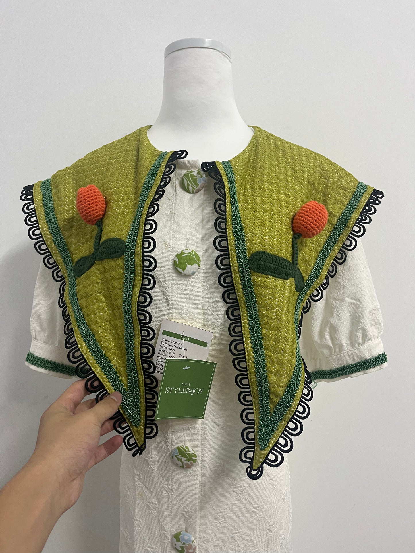 STYLENJOY Women's White Textured Dress with Green Knitted Shawl