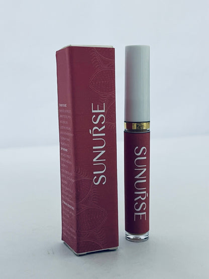 SUNUŔSE Hydrating Lip Gloss and Tinted Lip Oil Hybrid with Hyaluronic Acid & Jojoba Oil for Non-Sticky, Ultra-Shiny, Plump & Soft Lips - Everyday Makeup Essential - Push