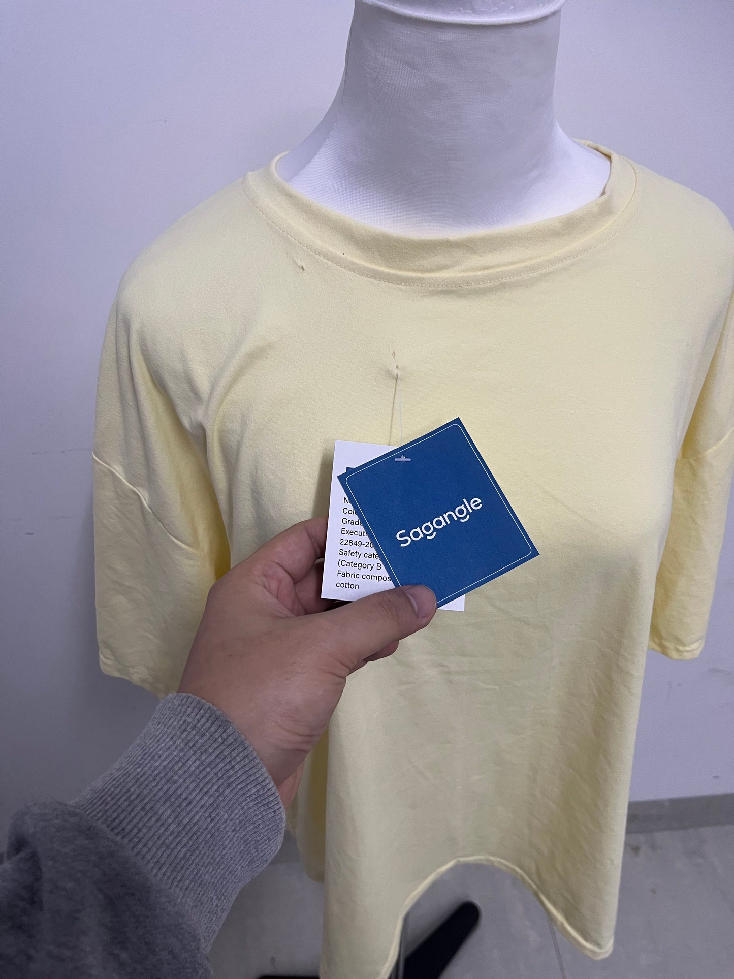 【Sagangle Pale Yellow Oversized T-shirt】—— Comfortable & Trendy Daily Wear