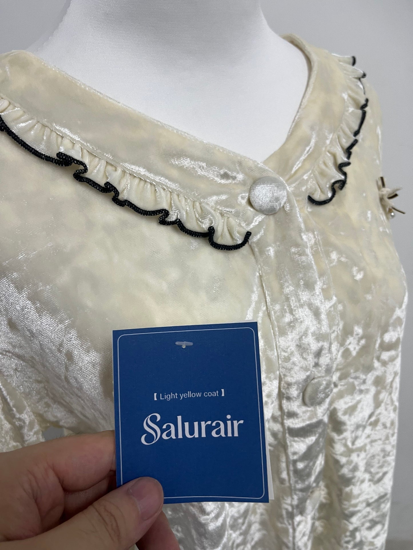 Salurair Sleepwear Velvet Ruffled Pajama Top Light Luxury Retro Comfortable & Skin-Friendly A Fashionable Loungewear for Home and Outing