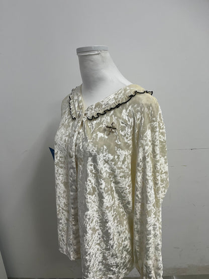 Salurair Sleepwear Velvet Ruffled Pajama Top Light Luxury Retro Comfortable & Skin-Friendly A Fashionable Loungewear for Home and Outing