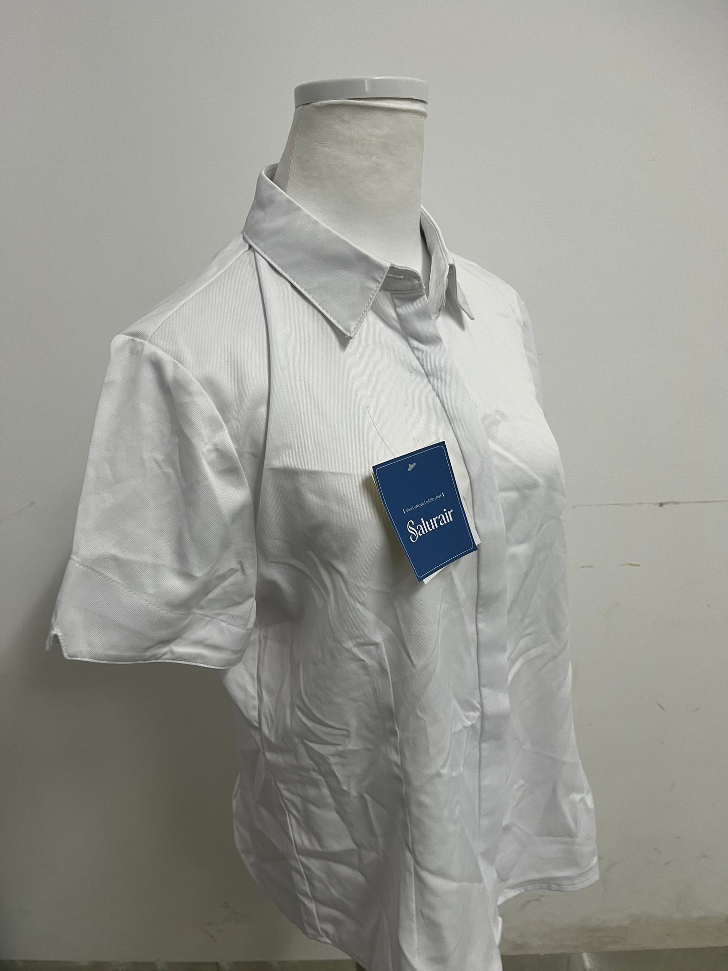 Salurair Chemises White Short-Sleeve Shirt Minimalist & Smart Comfortable & Skin-Friendly Essential for Multi-Scene Outfits in Workplace and Daily Life