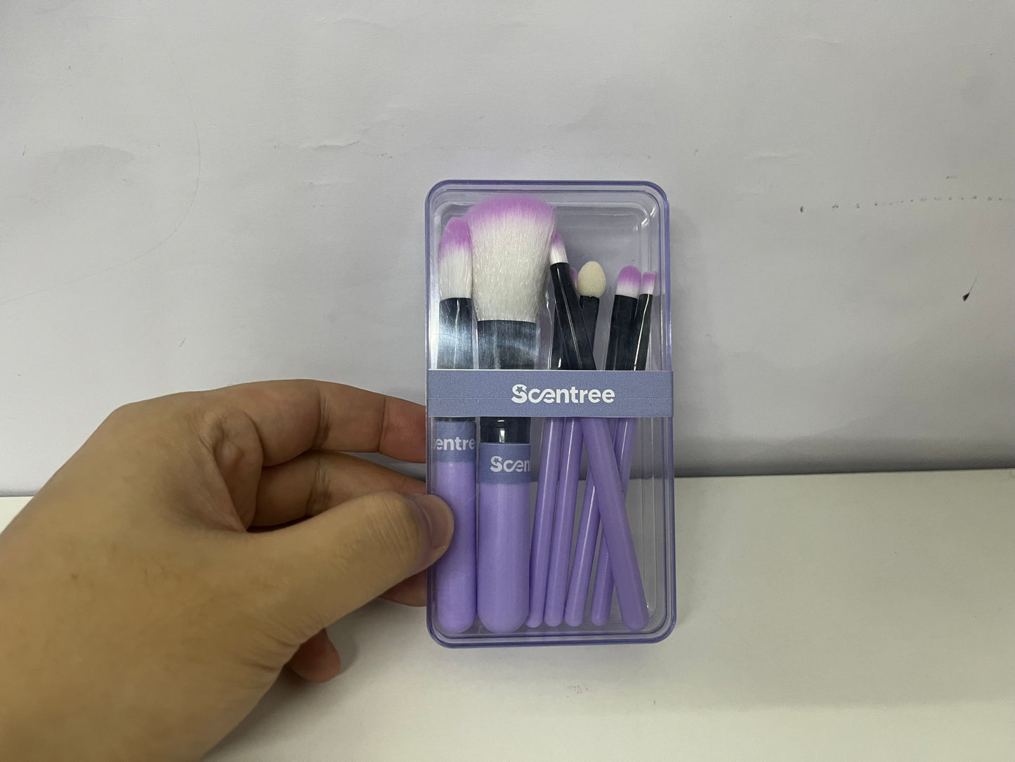 Scentree 7-Piece Purple Cosmetic Brush Set: Soft Synthetic Bristles with Portable Storage Case – Versatile Makeup Tools for Daily/Travel Use