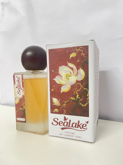【SeaLake Magnolia Perfume】—— Elegant Fragrance with Artistic Packaging