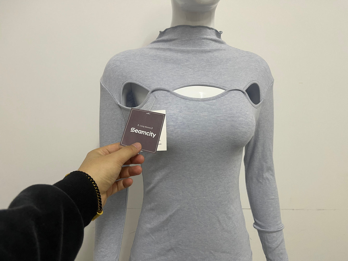 [Seamcity Long sleeve pullovers]-Light Gray Cutout Mock Neck Knit Top - Sexy Slim-Fit Long Sleeve Base Layer