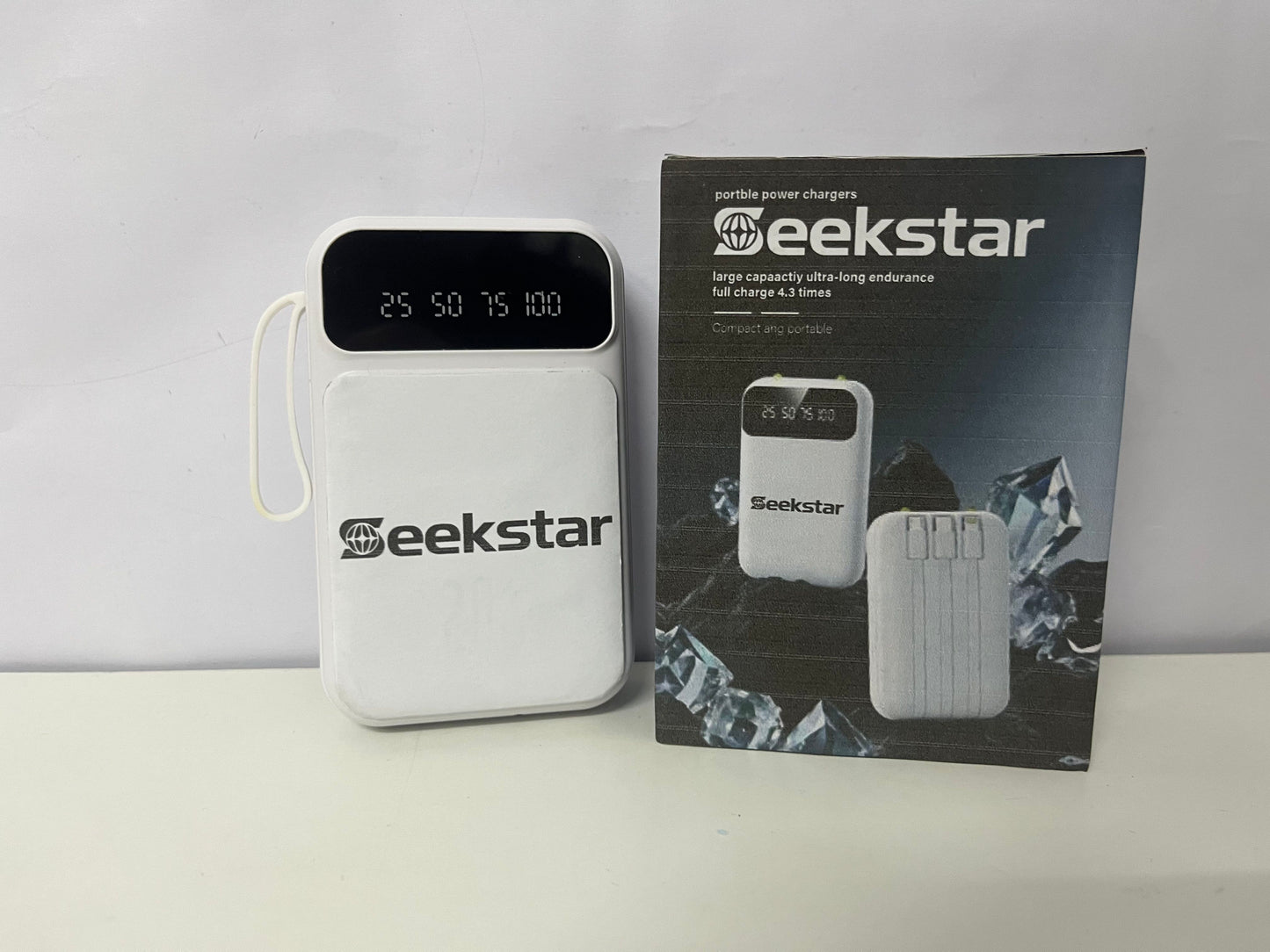 [Seekstar Portable power chargers]-Large-Capacity Built-in Cable Power Bank - 5000mAh Digital Display Portable Charger
