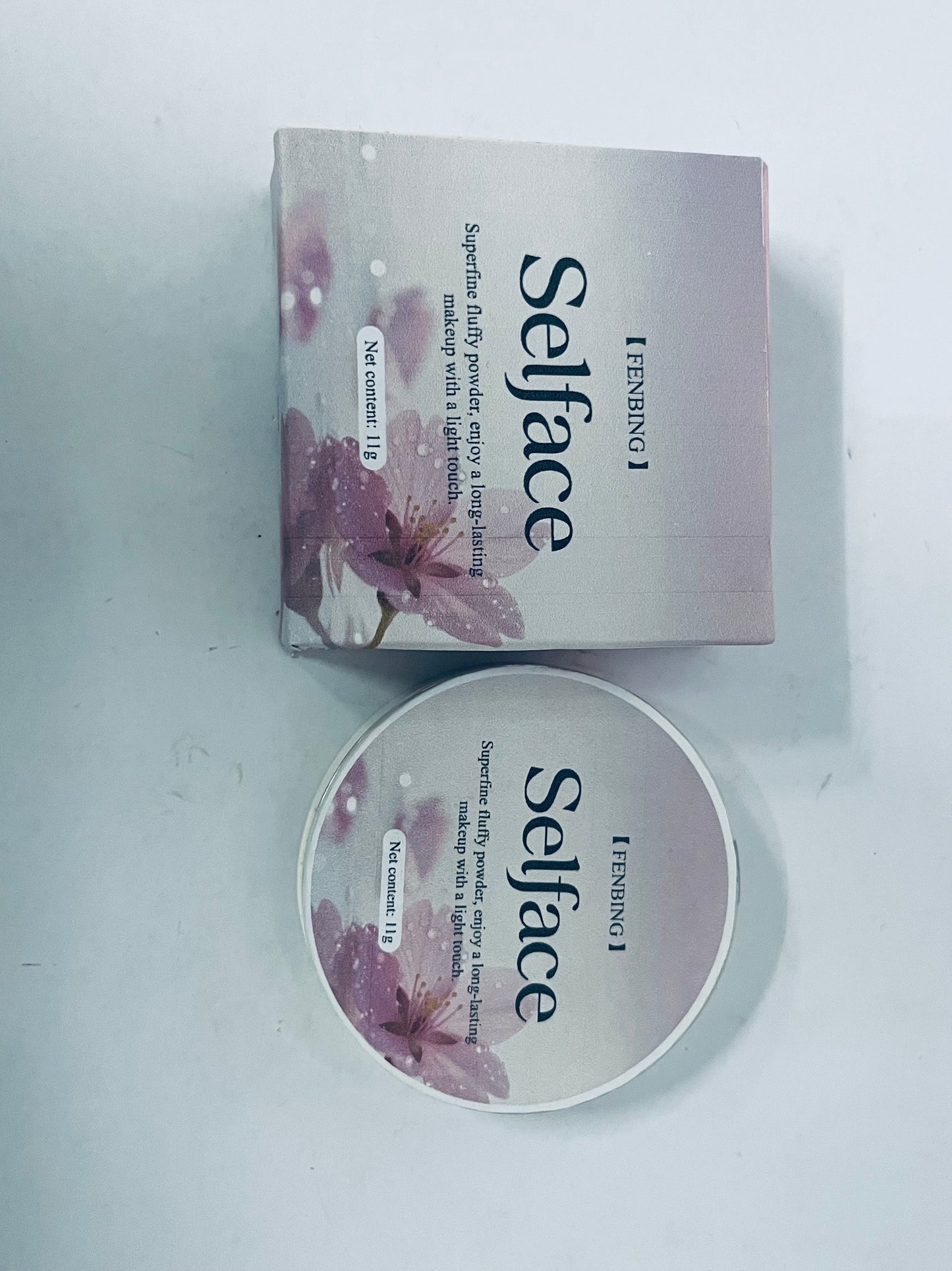 Selface Loose face powder Perfect Finish HD Powder, Blurs Fine Lines & Imperfections, All Day Wear, Perfect for On The Go,