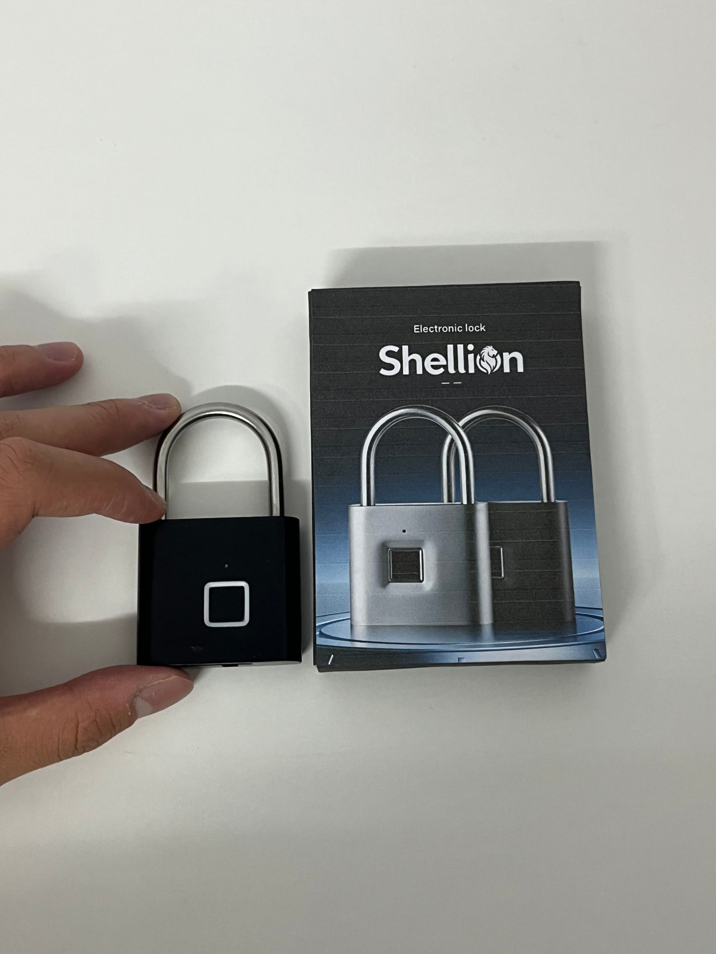 [Shellion Electric locks]——Smart Fingerprint Padlock - Waterproof & Rustproof Electronic Lock