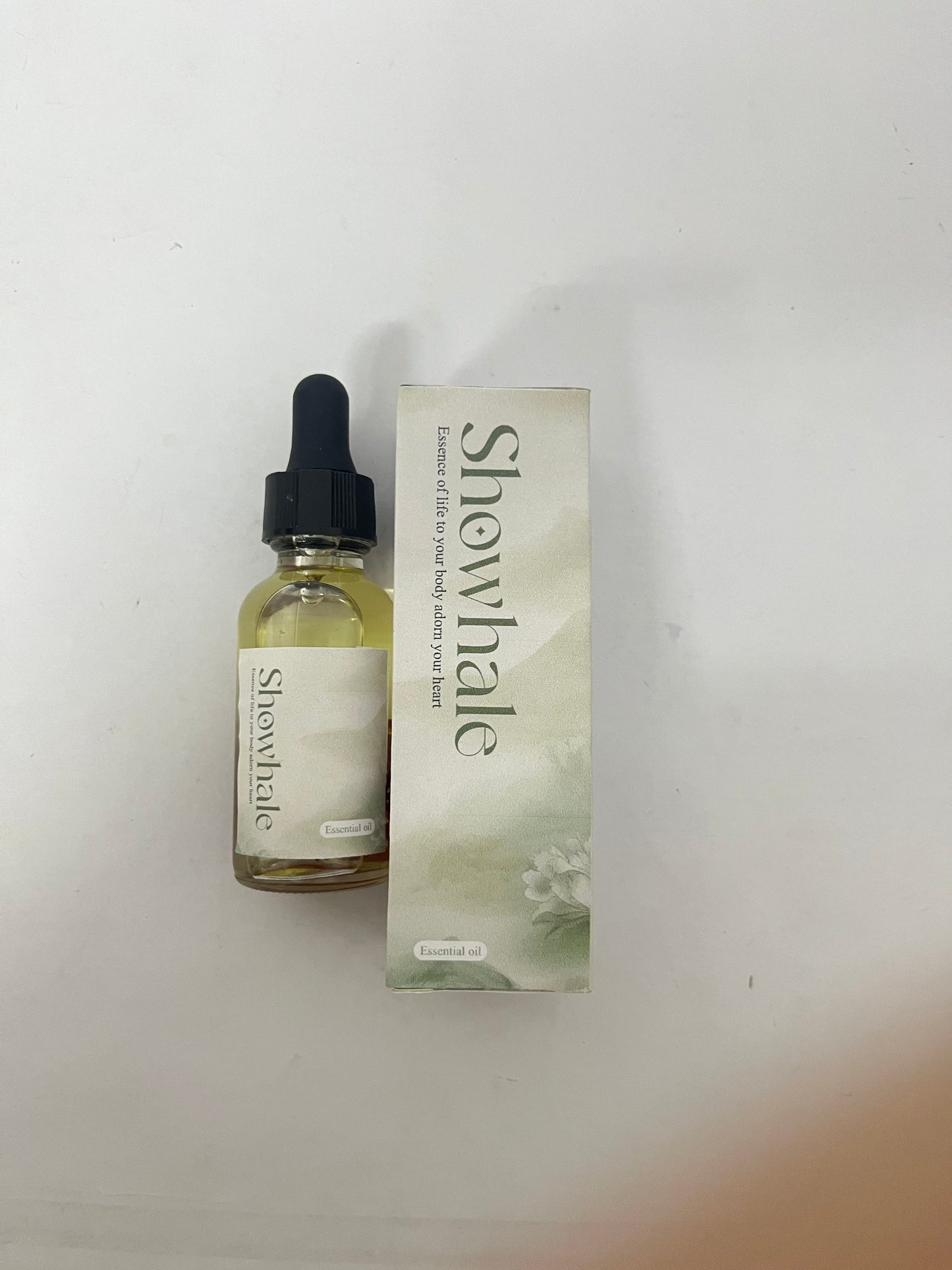 Showhale Chamomile Multi-Use Oil for Face, Body and Hair - Organic Plant Fragrant Essential Oil for Dry Skin, Scalp and Nails
