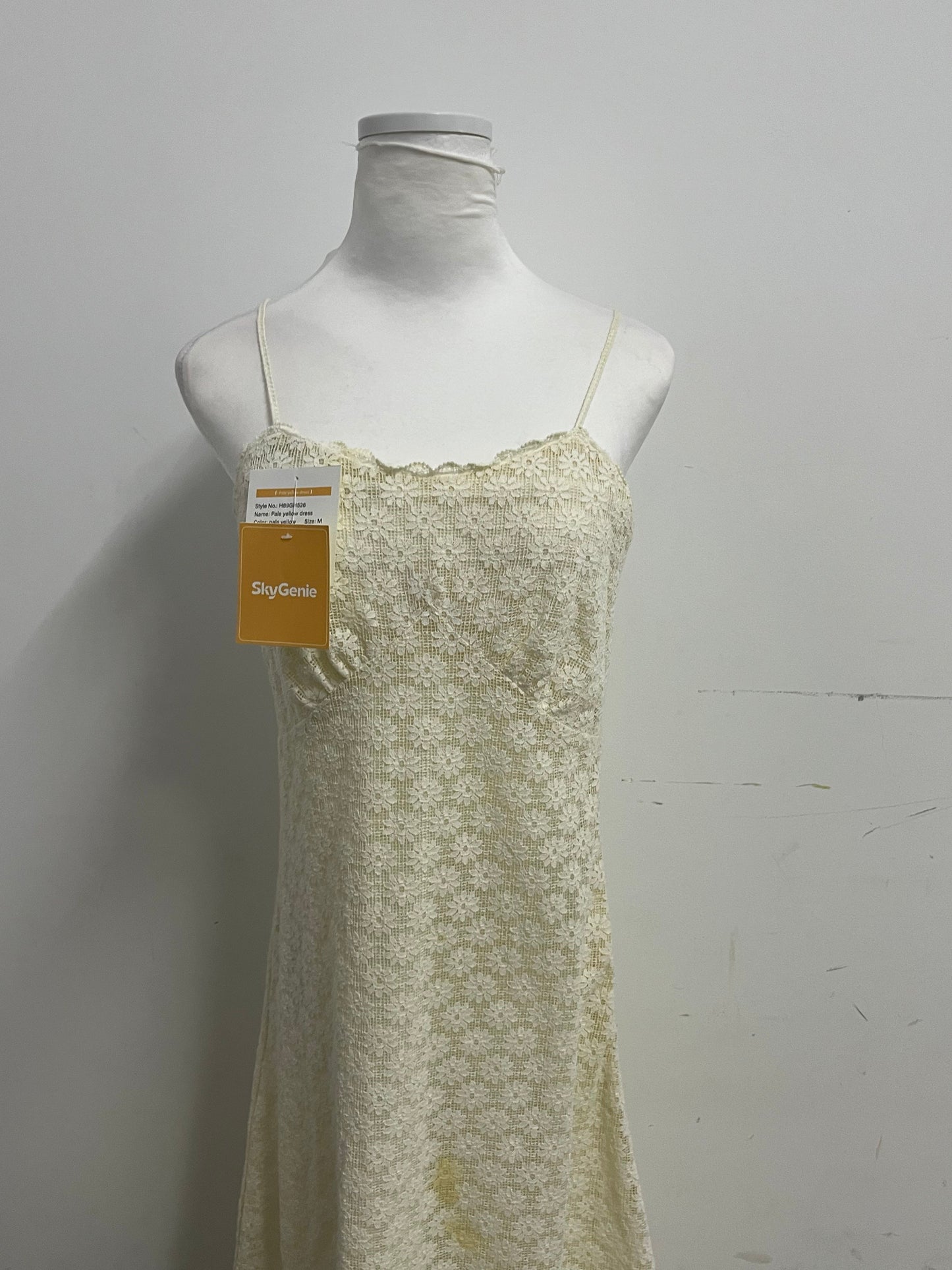【SkyGenie Cream Lace Spaghetti Strap Dress】—— Elegant & Romantic Daily Wear