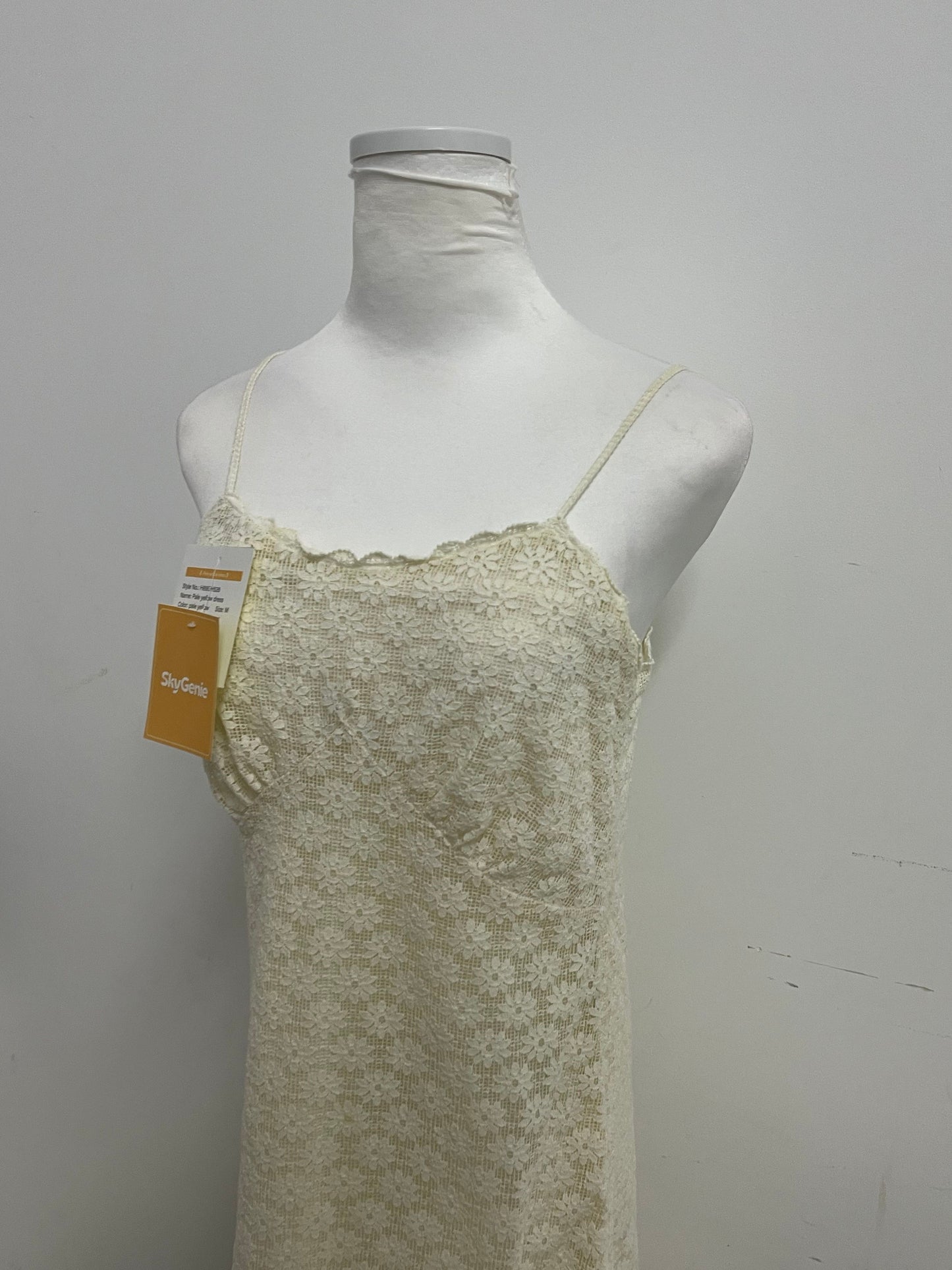 【SkyGenie Cream Lace Spaghetti Strap Dress】—— Elegant & Romantic Daily Wear