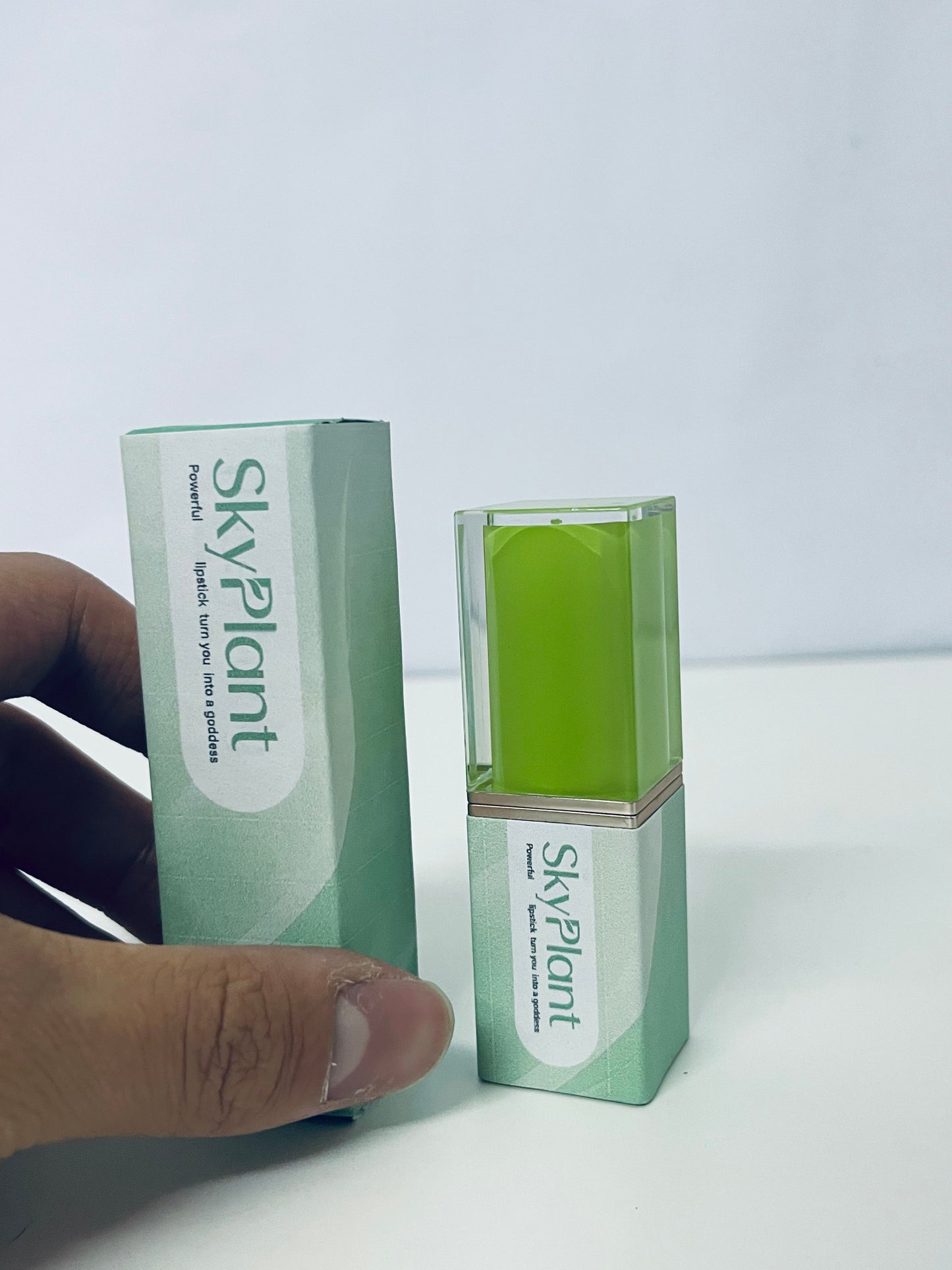 [SkyPlant Lipsticks]——SkyPlant Color-Changing Green Lipstick - Temperature-Activated Tinted Balm