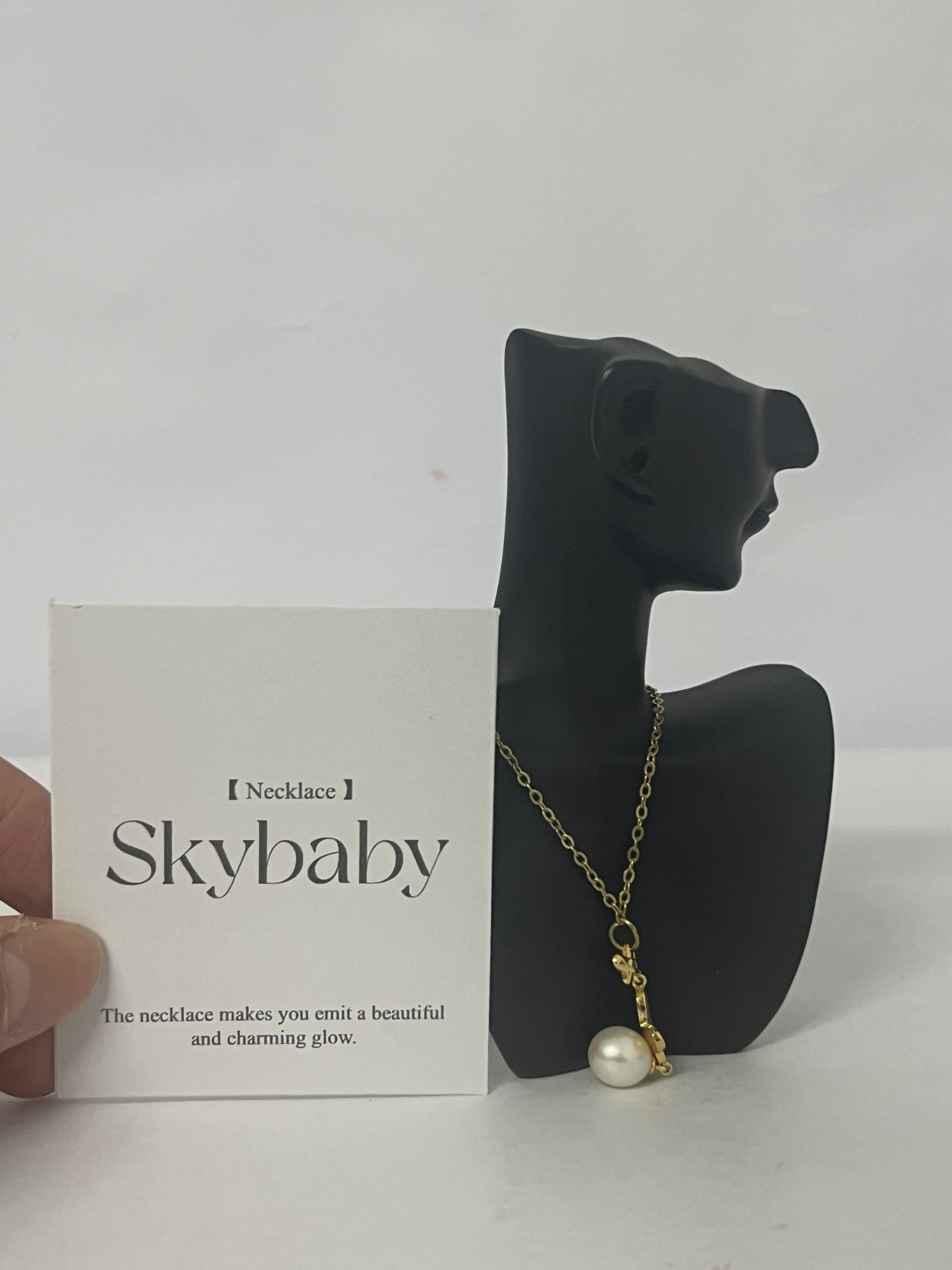 Skybaby Exquisite Cat's Eye Stone Butterfly Pearl Pendant Necklace, Plated Fashionable and Versatile Necklace for Women