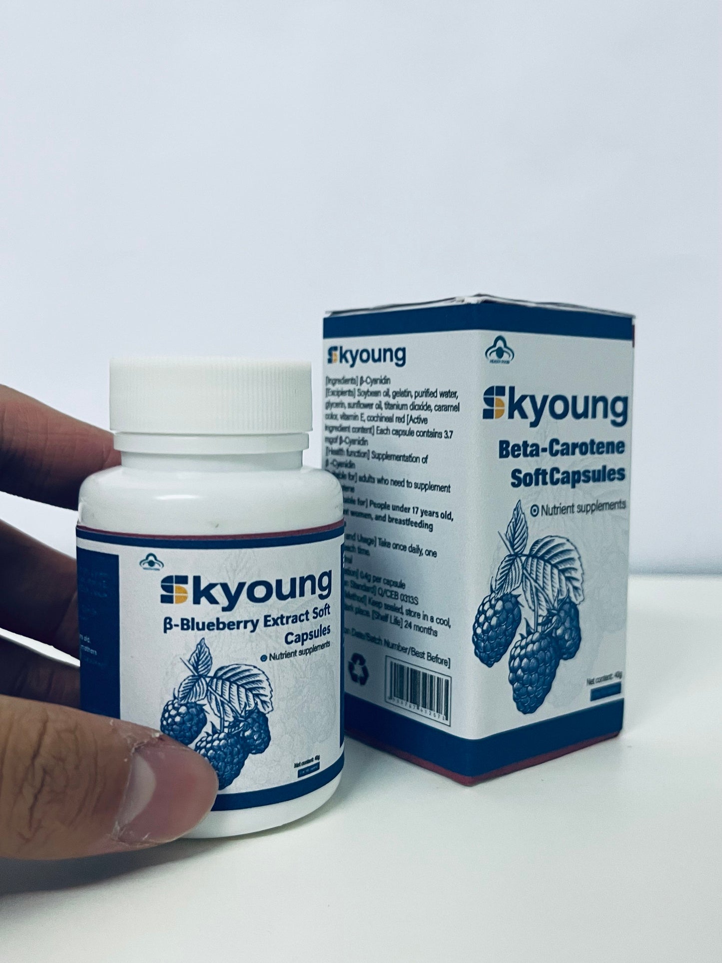 Skyoung Beta-Carotene Soft Capsules & β-Blueberry Extract Soft Capsules Nutrient Supplements Combination