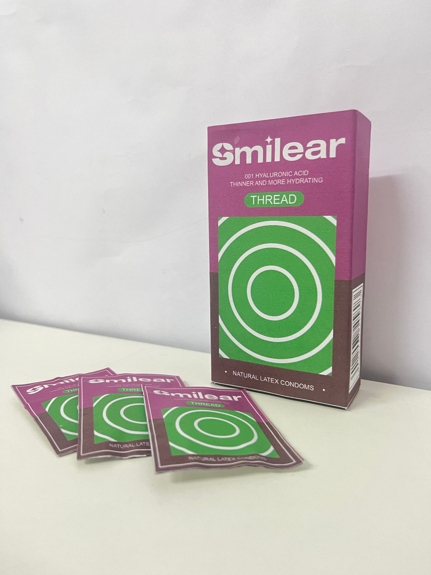 Smilear 001 Hyaluronic Acid Ultra-Thin Condoms Hydrating & Fitting Safe & Comfortable A Reliable Guardian for Intimate Moments