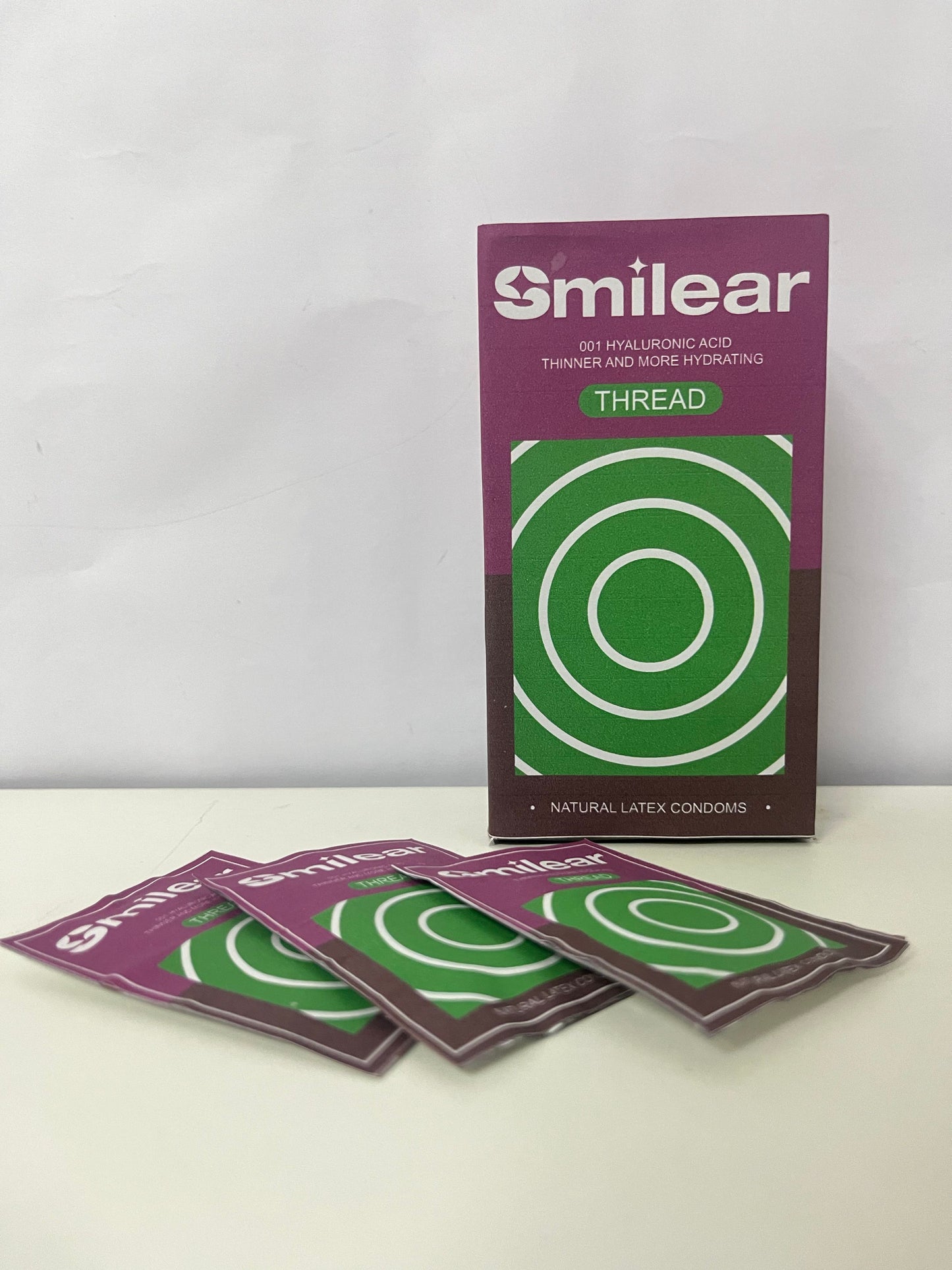 Smilear 001 Hyaluronic Acid Ultra-Thin Condoms Hydrating & Fitting Safe & Comfortable A Reliable Guardian for Intimate Moments