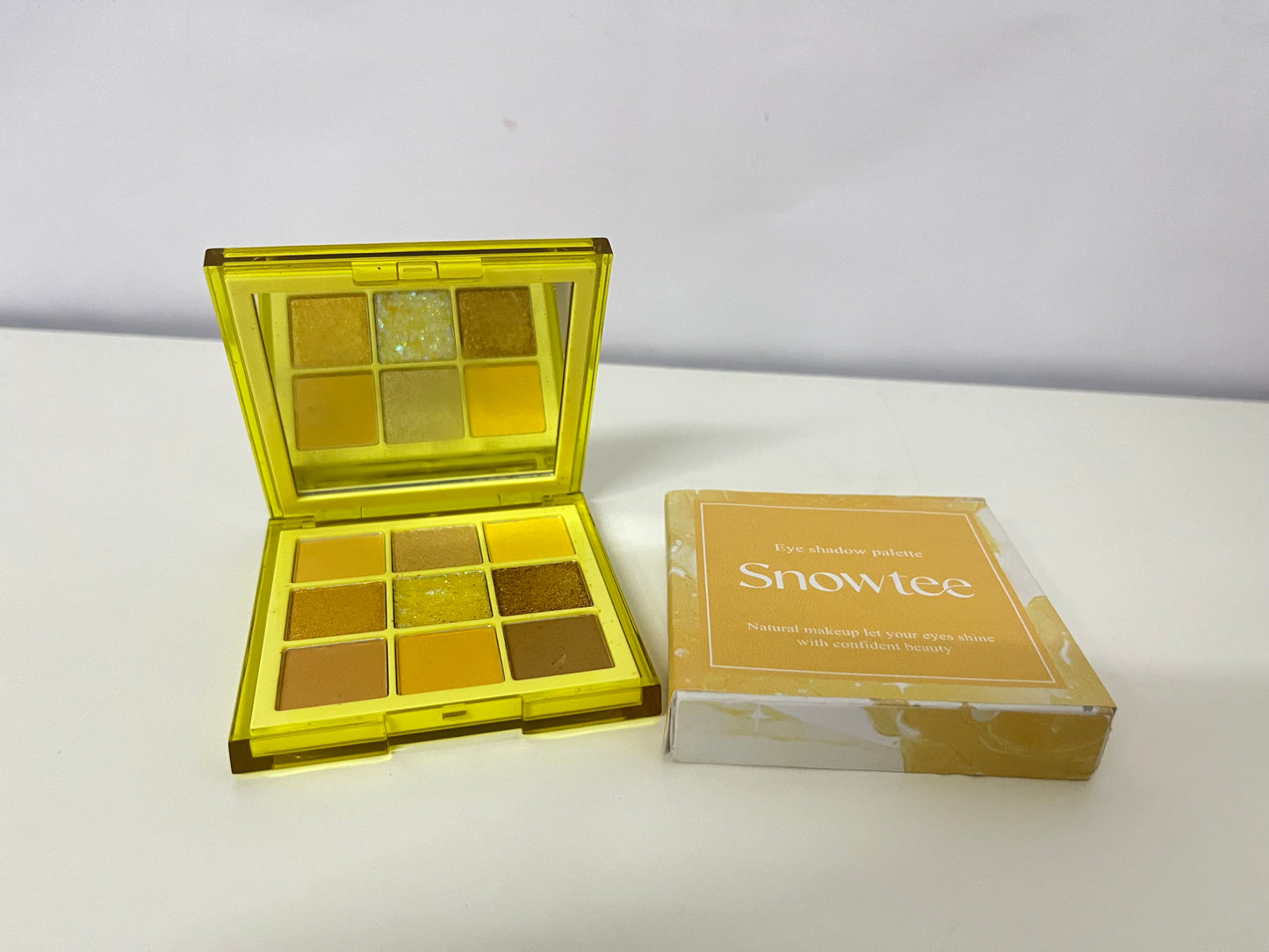 Snowtee 9-Color Eyeshadow Palette - Warm Golden Brown Series, Highlight Confident Eye Makeup Charm