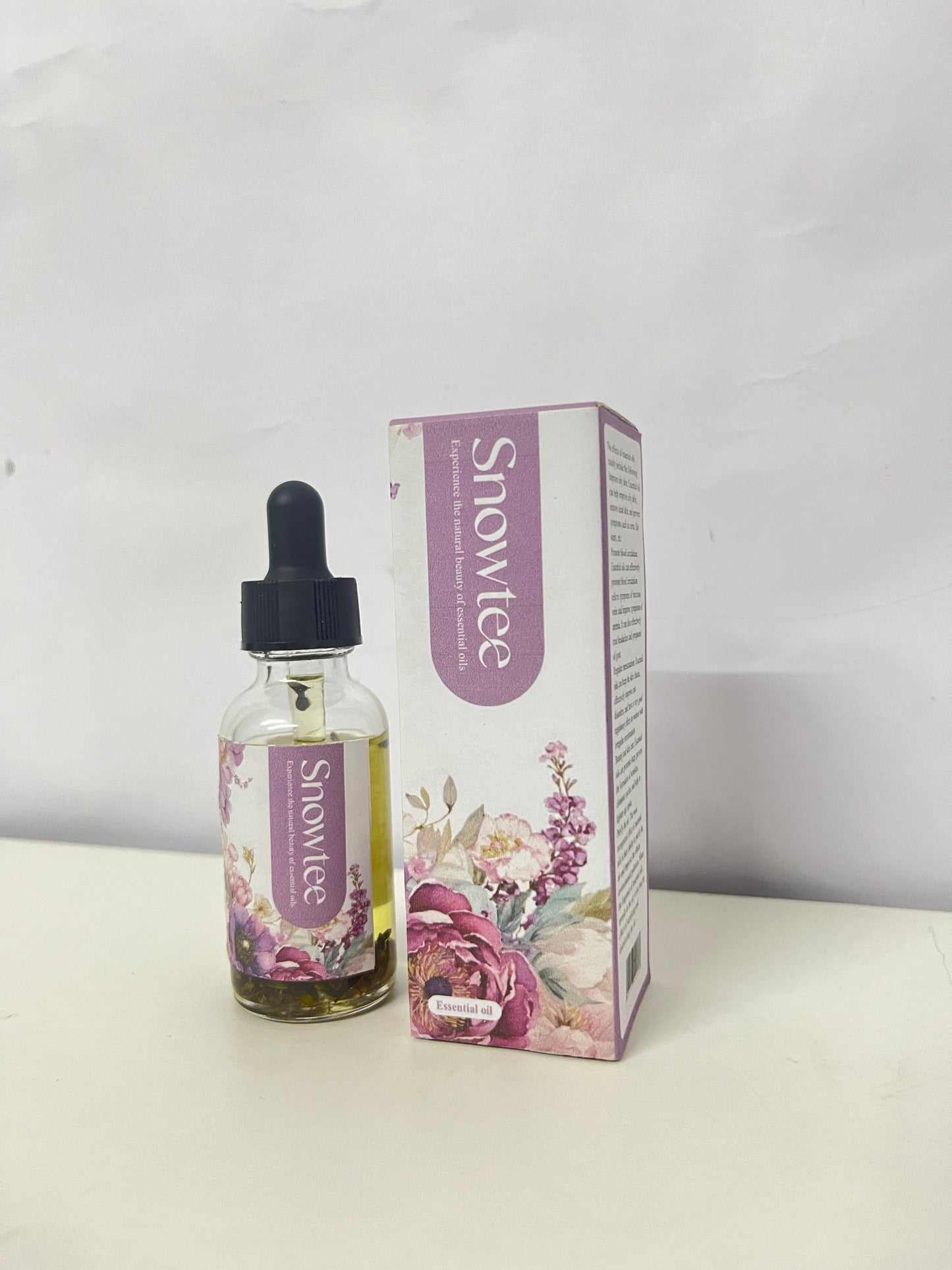 Snowtee Essential Oil – Encounter Plant Essence, Embark on a Natural Healing Feast for the Senses and Mind