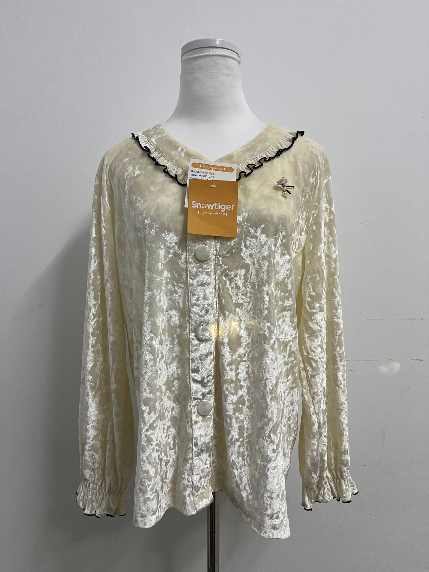 Snowtiger Sleepwear - Light Yellow Velvet Ruffle Collar Nightgown