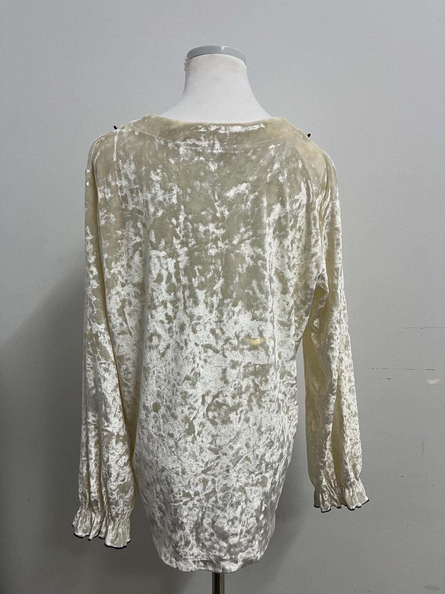 Snowtiger Sleepwear - Light Yellow Velvet Ruffle Collar Nightgown