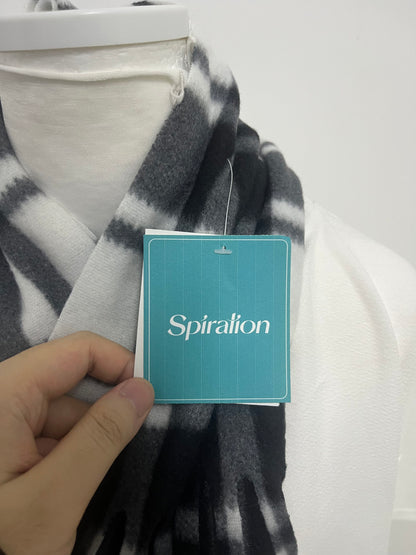 【Spiralion Scarfs】——Spiralion Black & White Plaid Fringe Scarf - Your Cozy Statement Piece for Fall & Winter