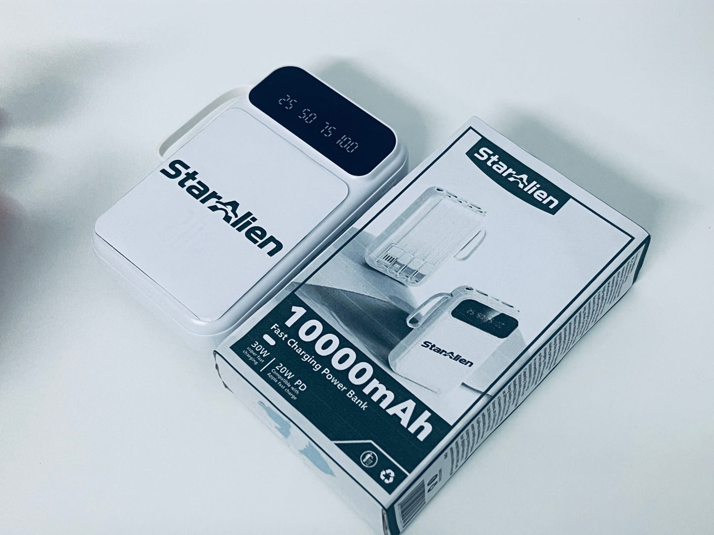 【StarAlien Portable Power Charger】—— Convenient Power Supply for Devices