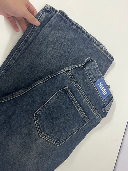 Startist Vintage Washed High-Waisted Straight-Leg Jeans - Create a Casual and Uninhibited Fashion Style