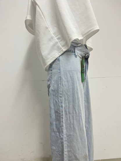 【Studiopen High-Waist Wide-Leg Jeans】—— Retro Style with Modern Comfort