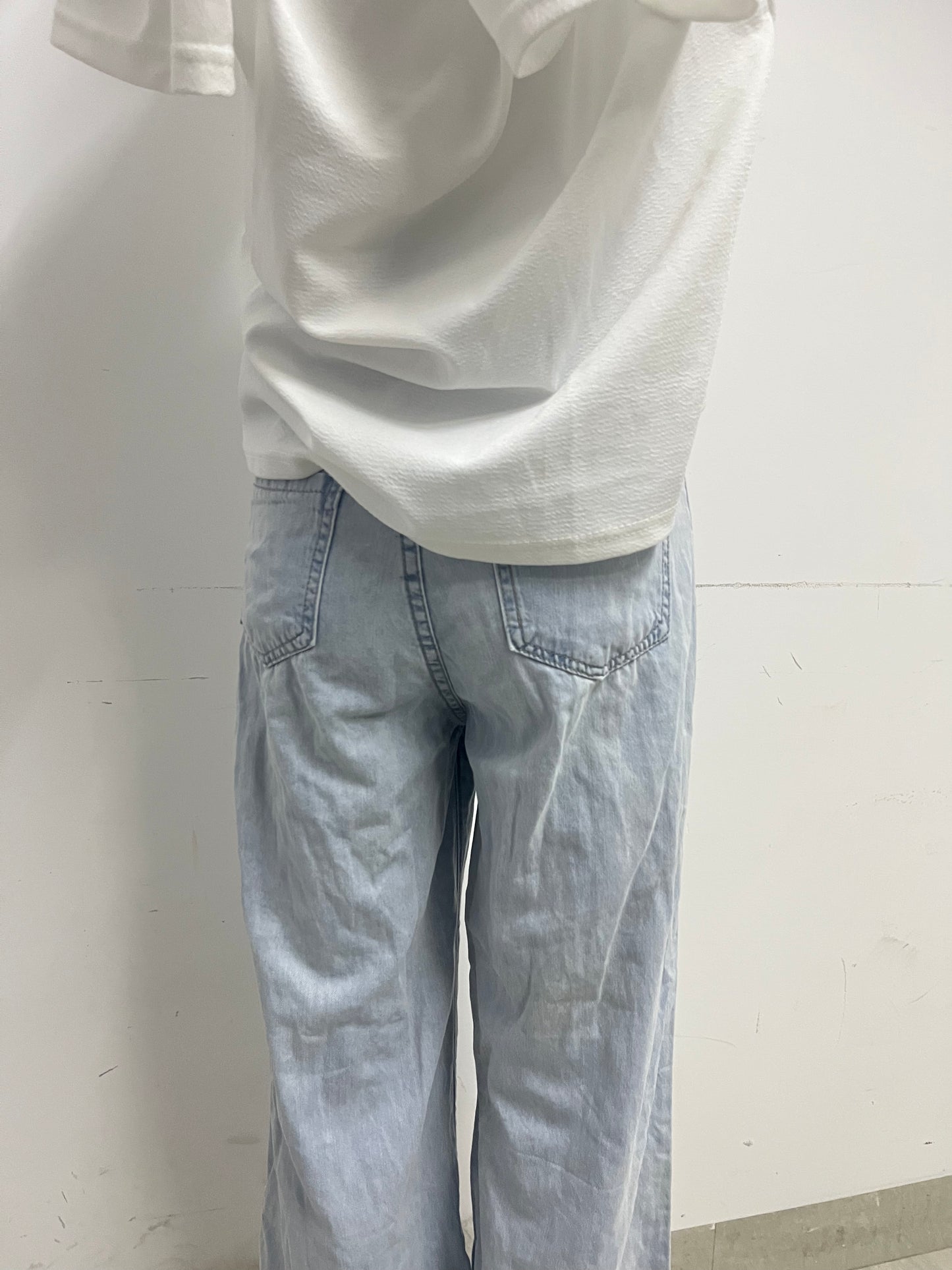 【Studiopen High-Waist Wide-Leg Jeans】—— Retro Style with Modern Comfort
