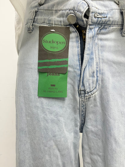 【Studiopen High-Waist Wide-Leg Jeans】—— Retro Style with Modern Comfort