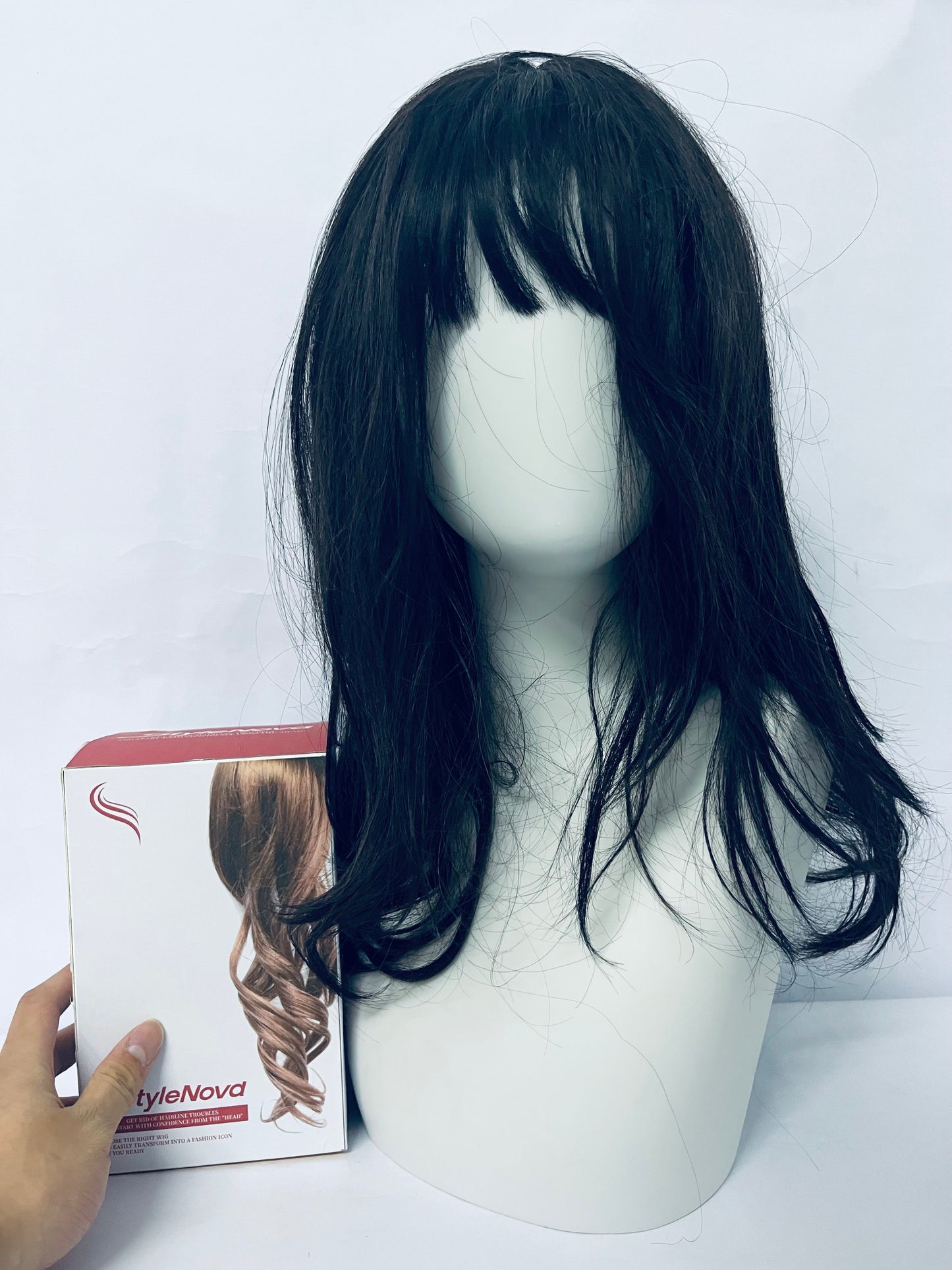 StyleNova Long Wavy Black Layered Wig with Curtain Bangs for Women,Synthetic Layered Long Wavy Wig Butterfly Haircut with Thin Hair